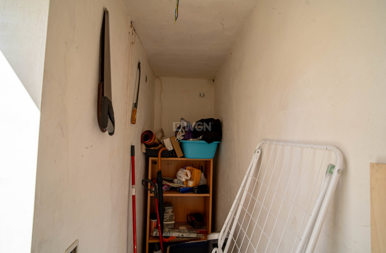 Odsprzedaż - Kamienica - Torrevieja - Costa Blanca