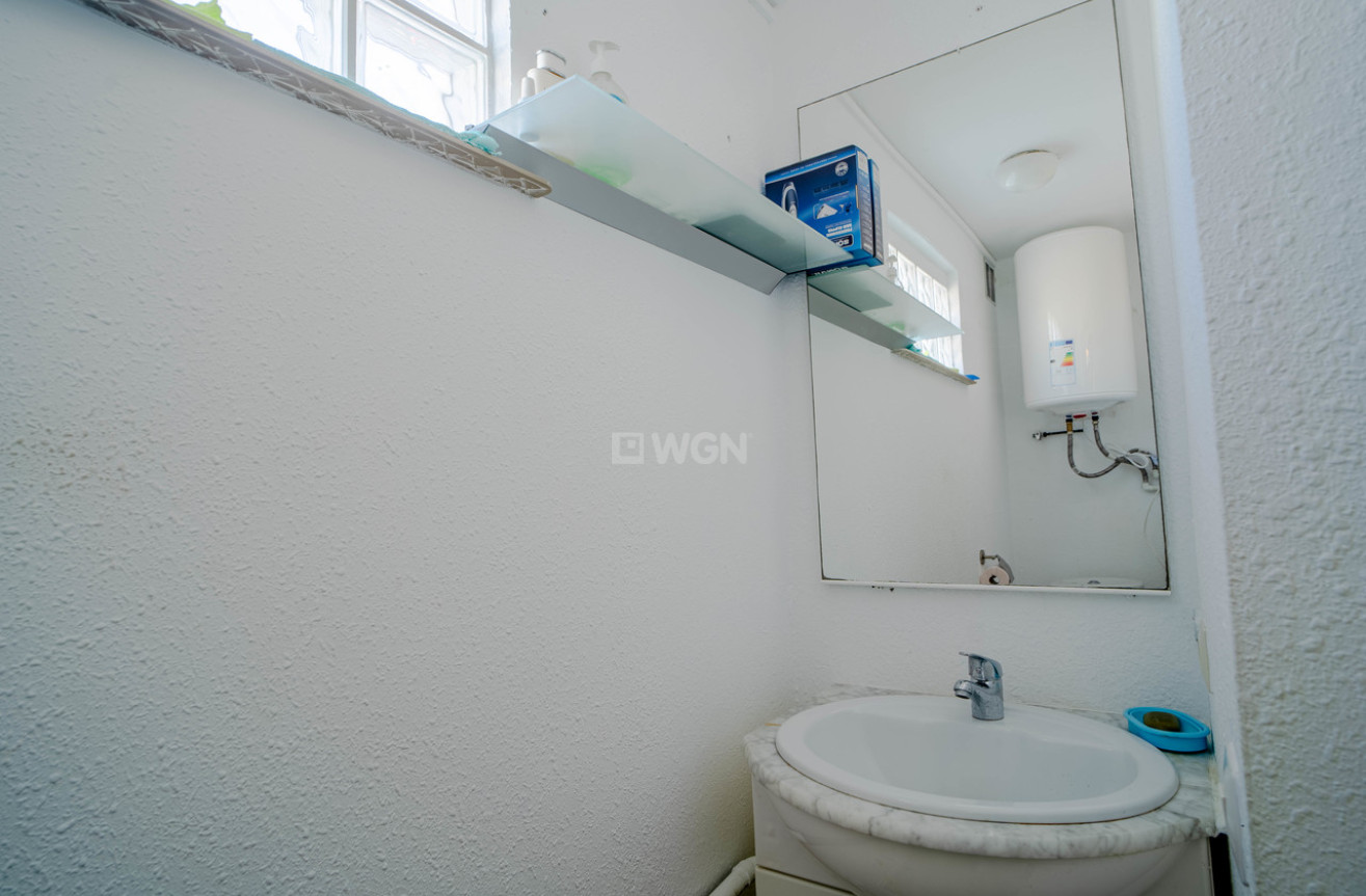 Odsprzedaż - Kamienica - Torrevieja - Costa Blanca