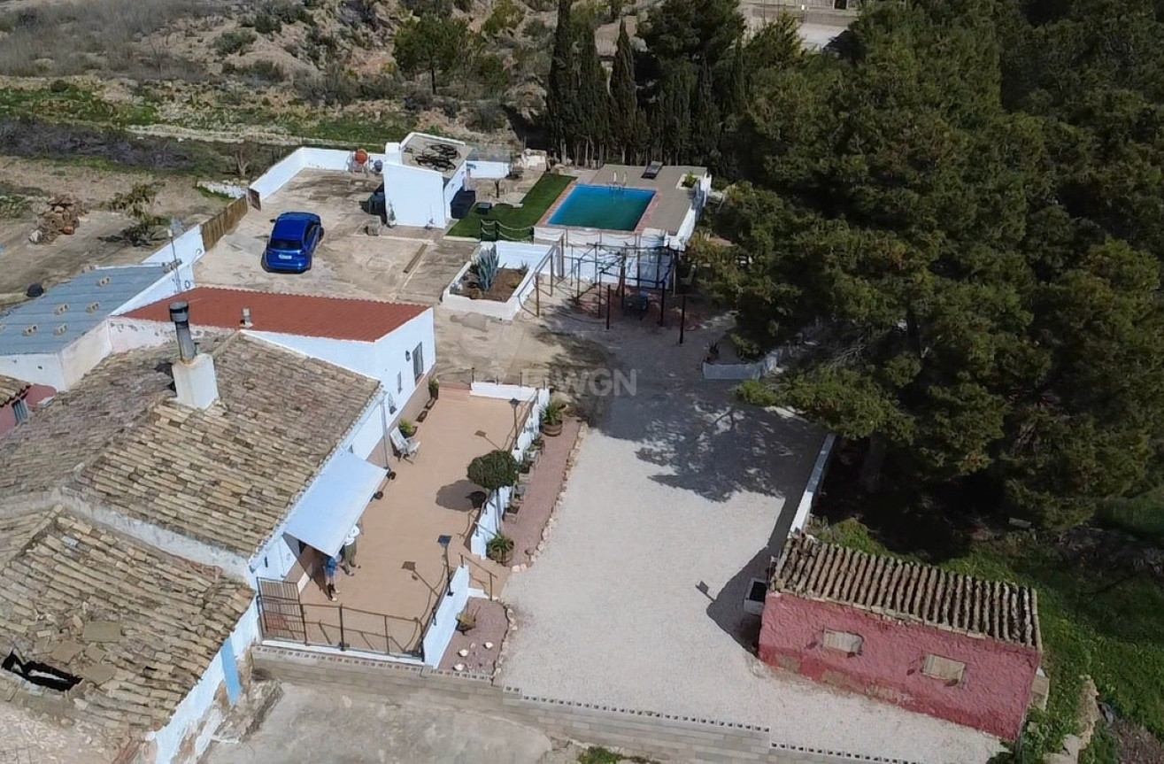 Odsprzedaż - Kamienica - Yecla - Inland