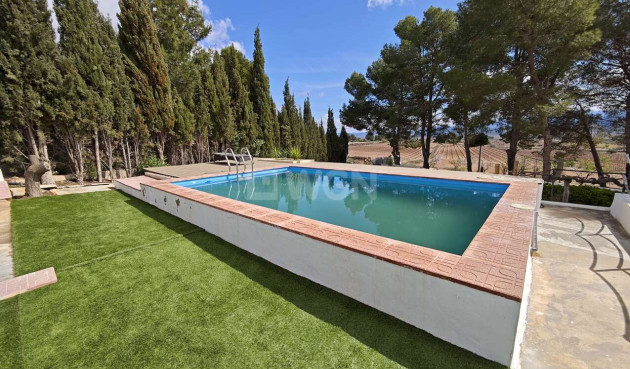 Odsprzedaż - Kamienica - Yecla - Inland