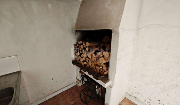 Odsprzedaż - Kamienica - Yecla - Inland