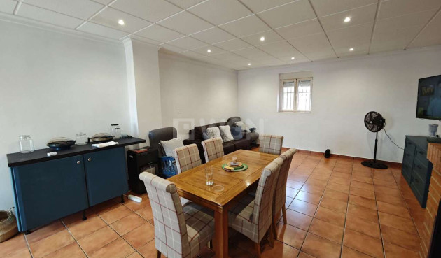 Odsprzedaż - Kamienica - Yecla - Inland