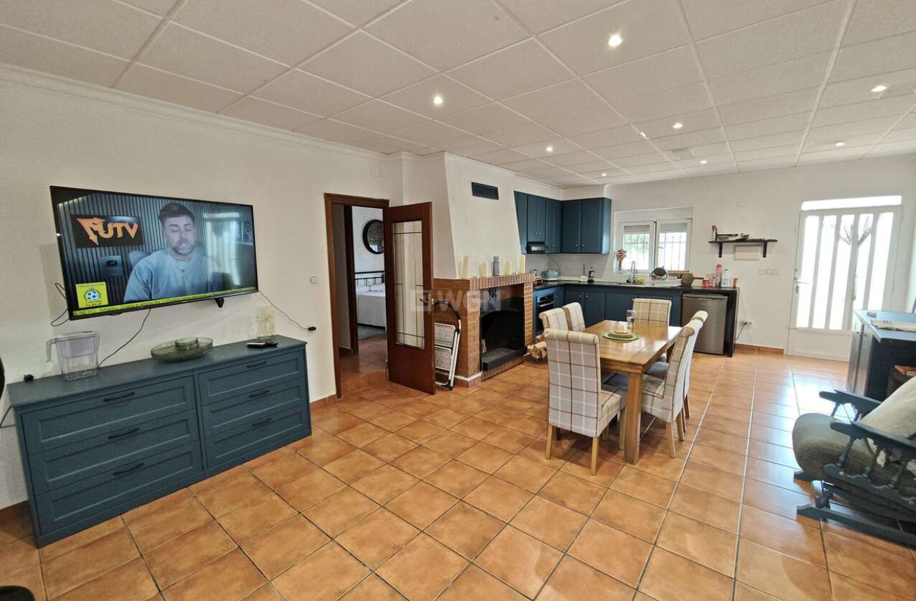 Odsprzedaż - Kamienica - Yecla - Inland