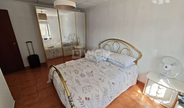 Odsprzedaż - Kamienica - Yecla - Inland