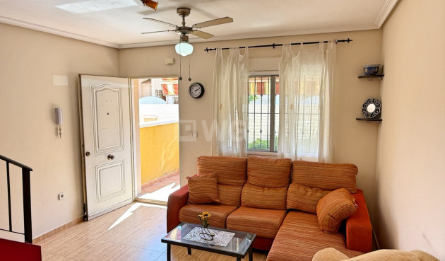 Odsprzedaż - Kamienica - Santiago de la ribera - Costa Calida