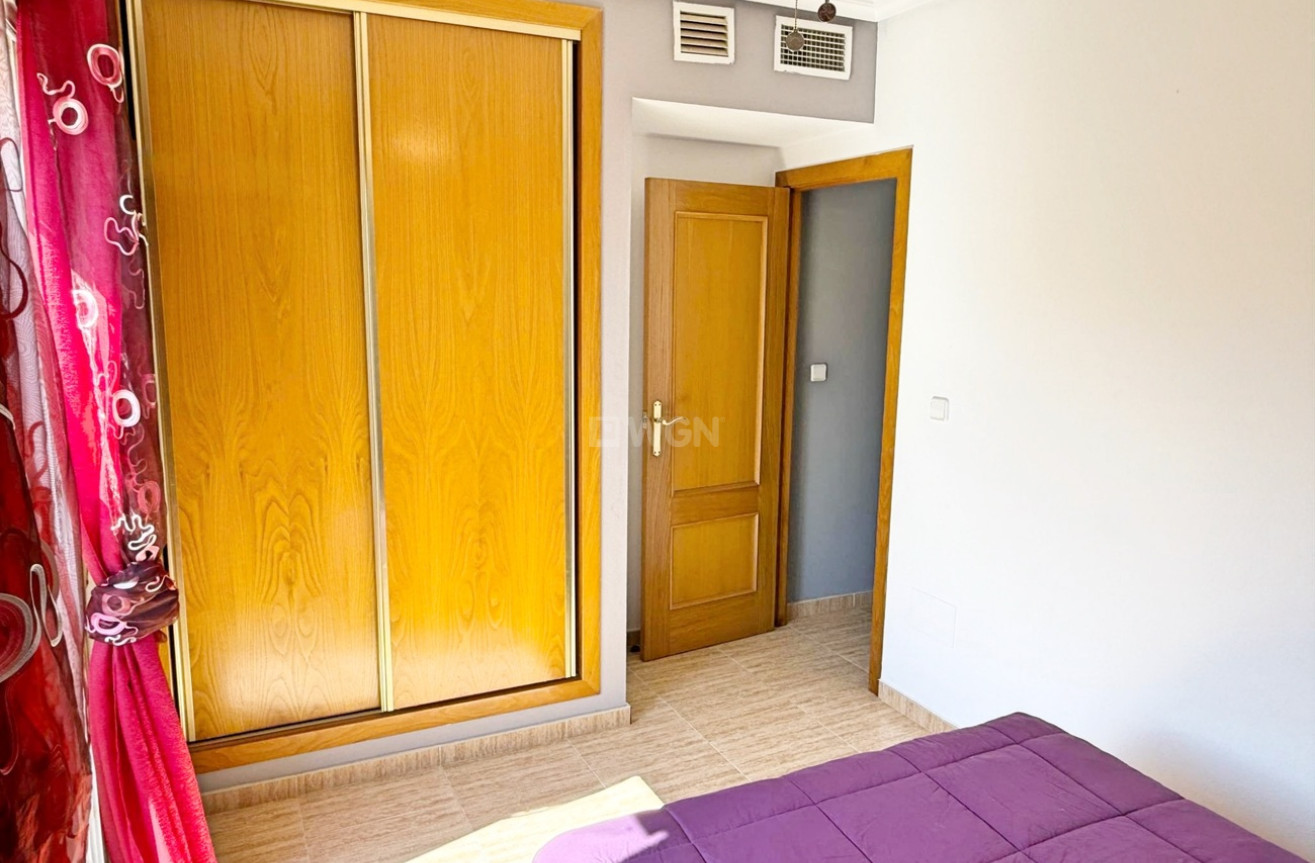 Odsprzedaż - Kamienica - Santiago de la ribera - Costa Calida