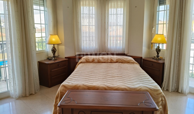 Odsprzedaż - Kamienica - La Romana - Inland