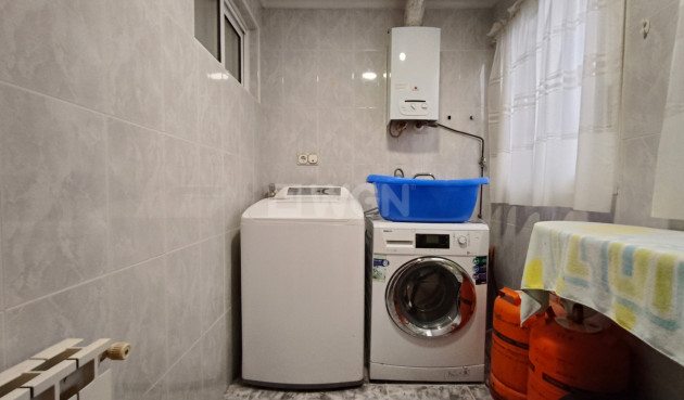 Odsprzedaż - Kamienica - La Romana - Inland