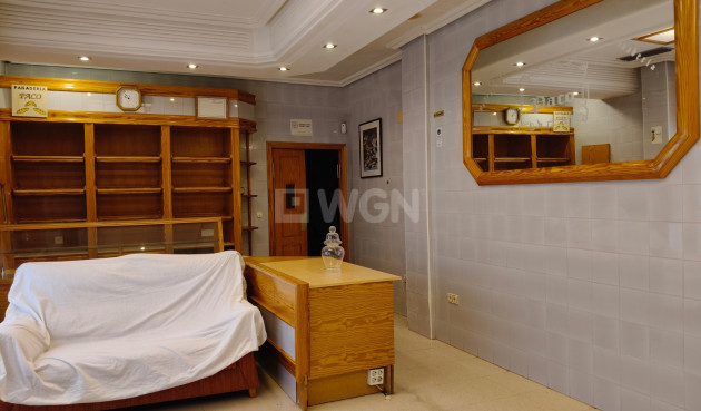 Odsprzedaż - Kamienica - La Romana - Inland