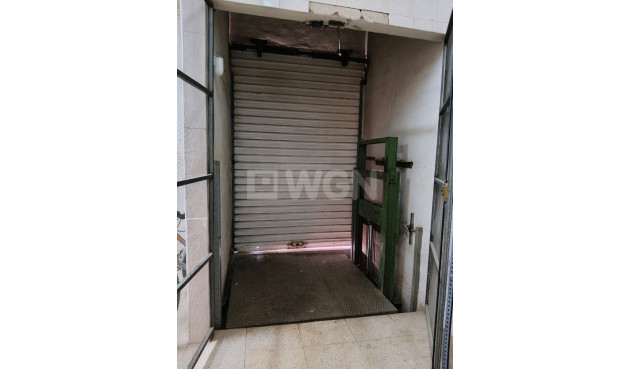 Odsprzedaż - Kamienica - La Romana - Inland