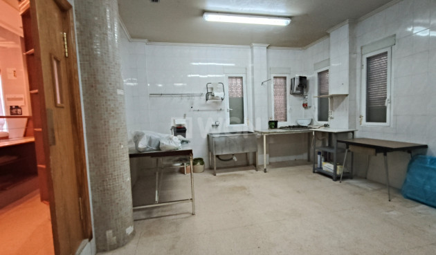 Odsprzedaż - Kamienica - La Romana - Inland