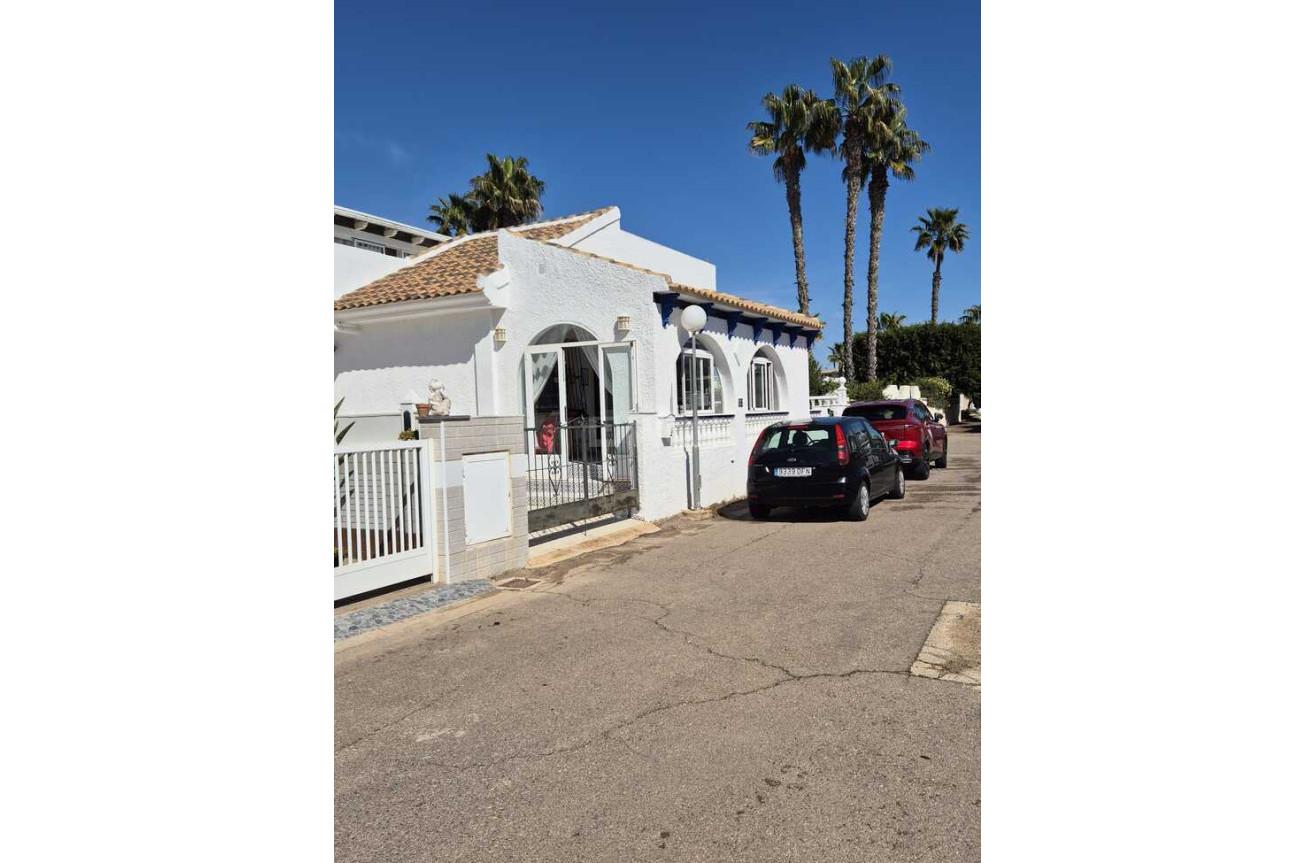 Odsprzedaż - Villa - Los Alcázares - Los Narejos