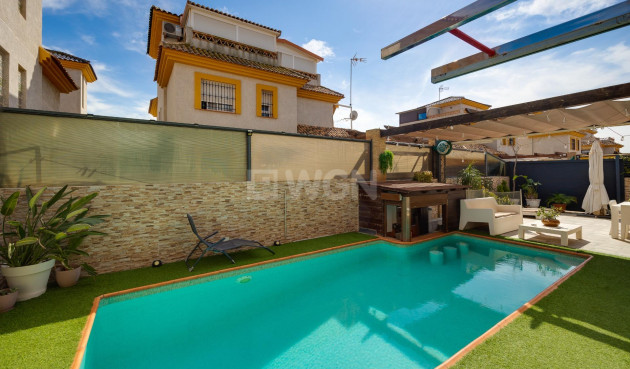 Odsprzedaż - Villa - Los Montesinos - La Herrada