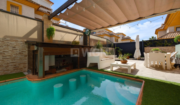 Odsprzedaż - Villa - Los Montesinos - La Herrada