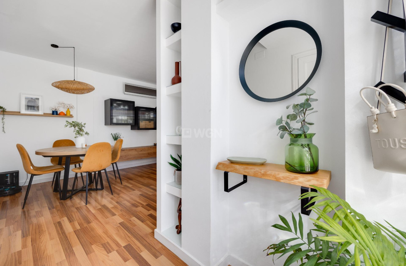 Odsprzedaż - Villa - Los Montesinos - La Herrada