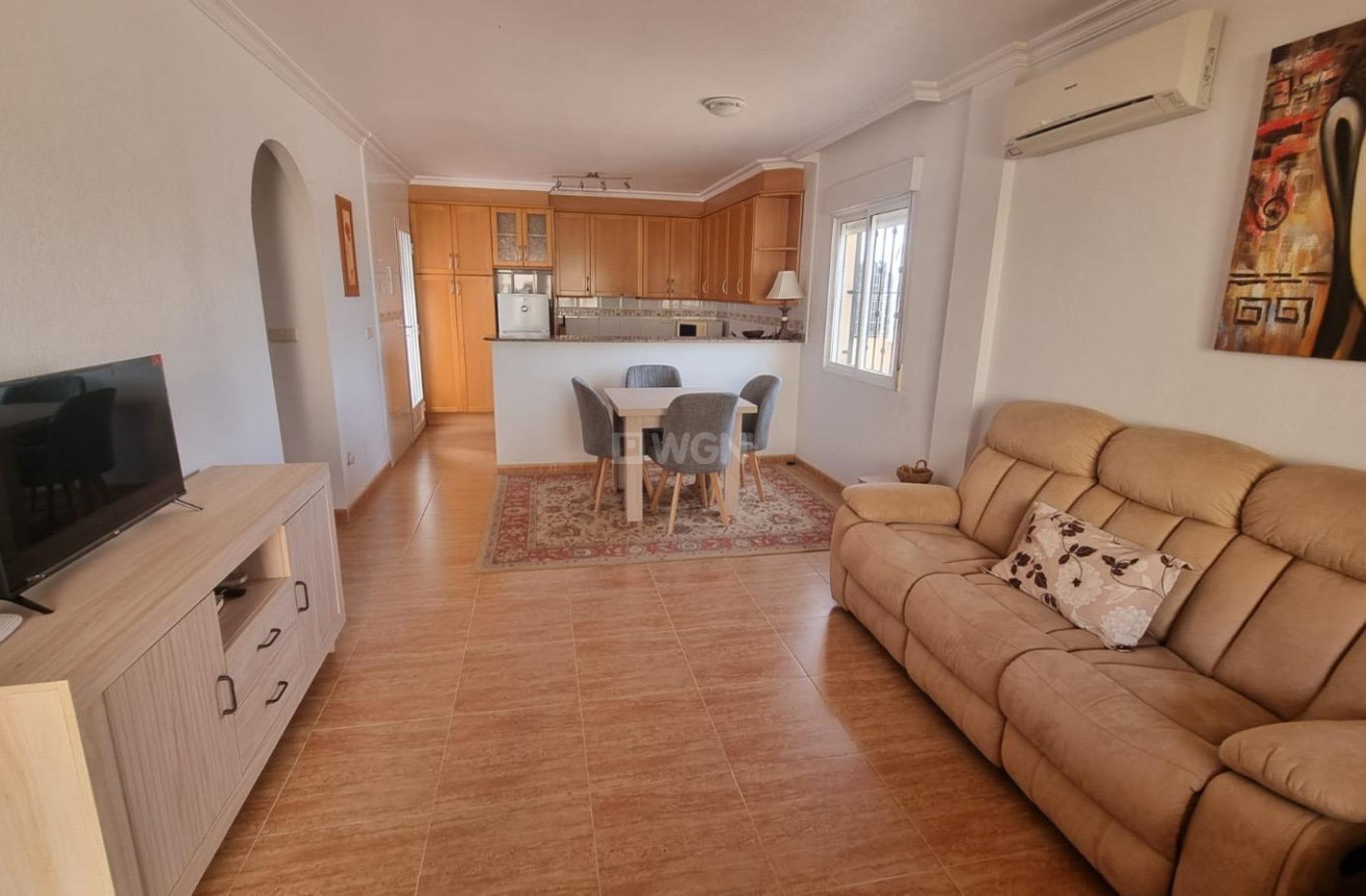 Resale - Villa - Guardamar del Segura - Urbanizaciones