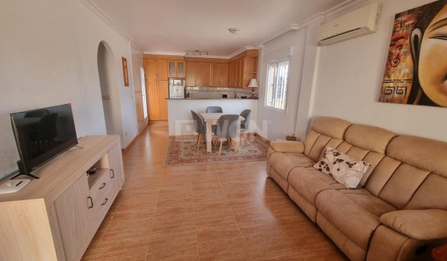 Resale - Villa - Guardamar del Segura - Urbanizaciones