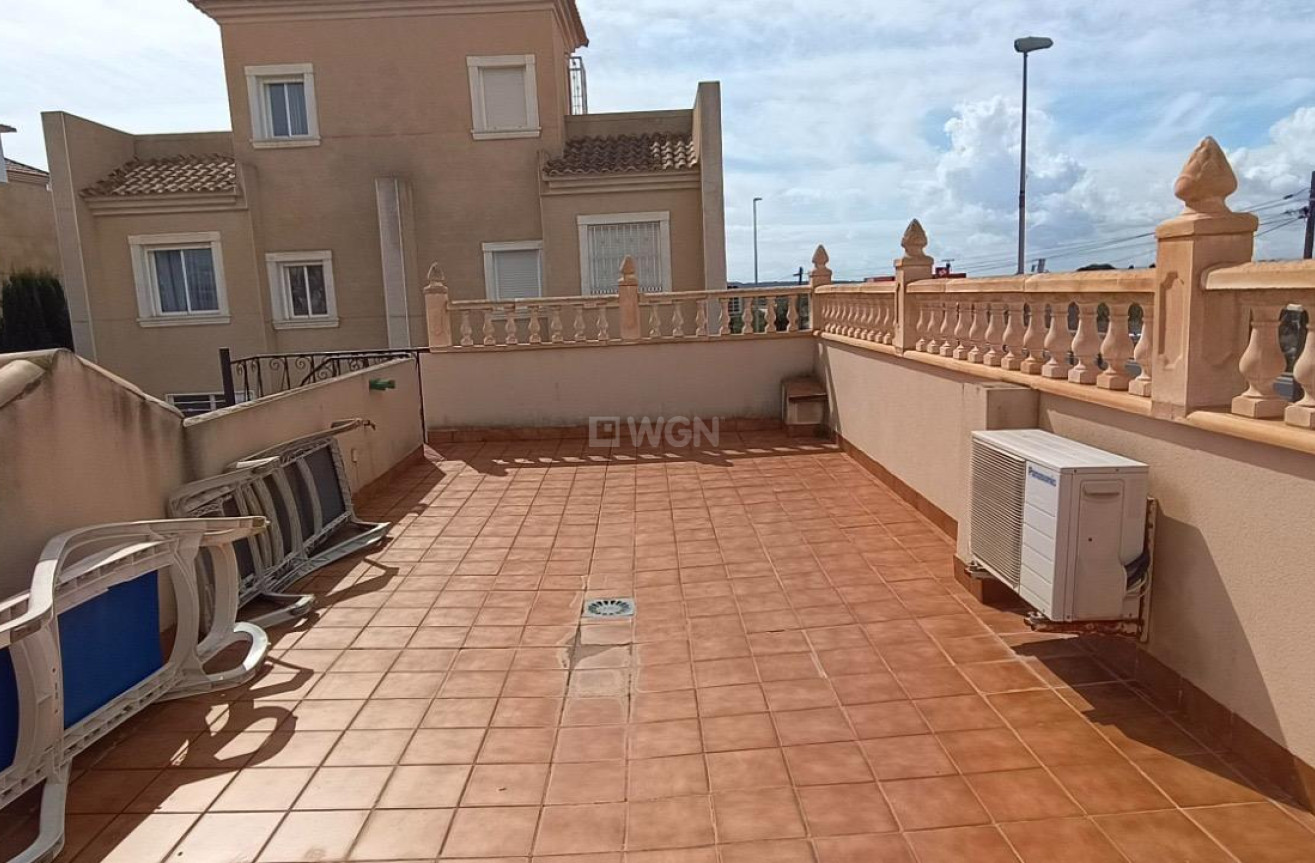 Resale - Villa - Guardamar del Segura - Urbanizaciones