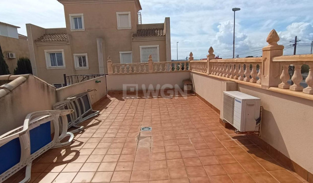 Resale - Villa - Guardamar del Segura - Urbanizaciones