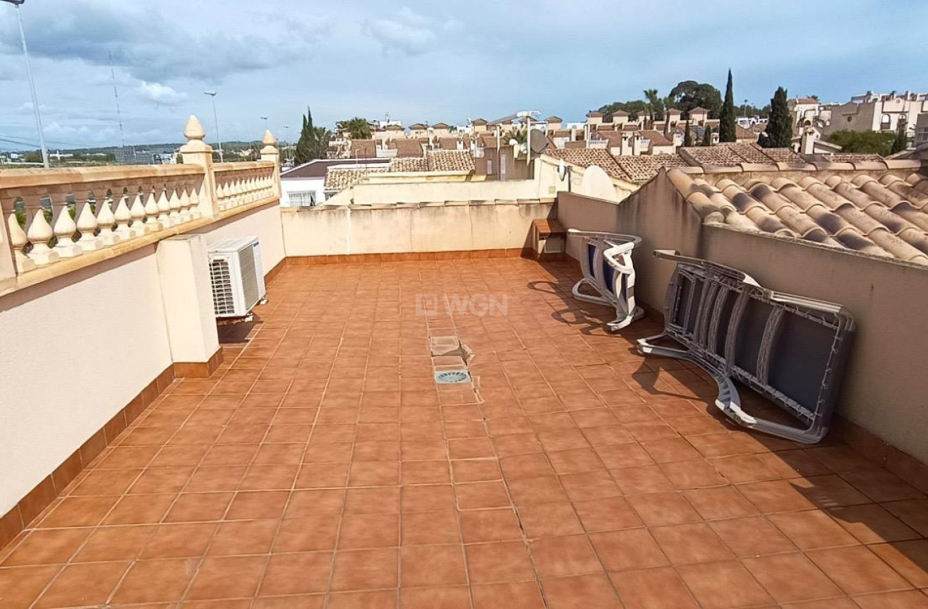 Resale - Villa - Guardamar del Segura - Urbanizaciones