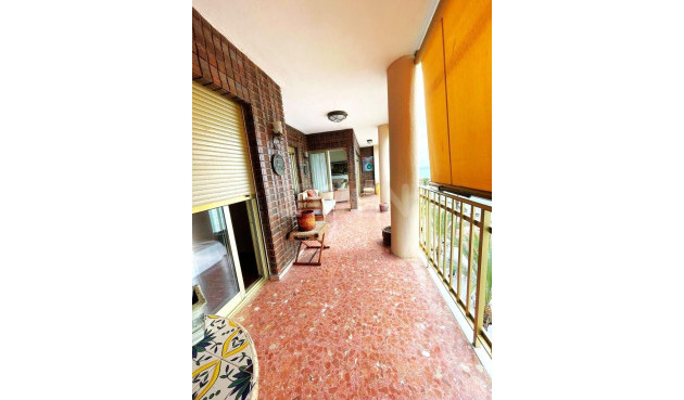 Reventa - Apartamento / piso - Torrevieja - Estacion De Autobuses