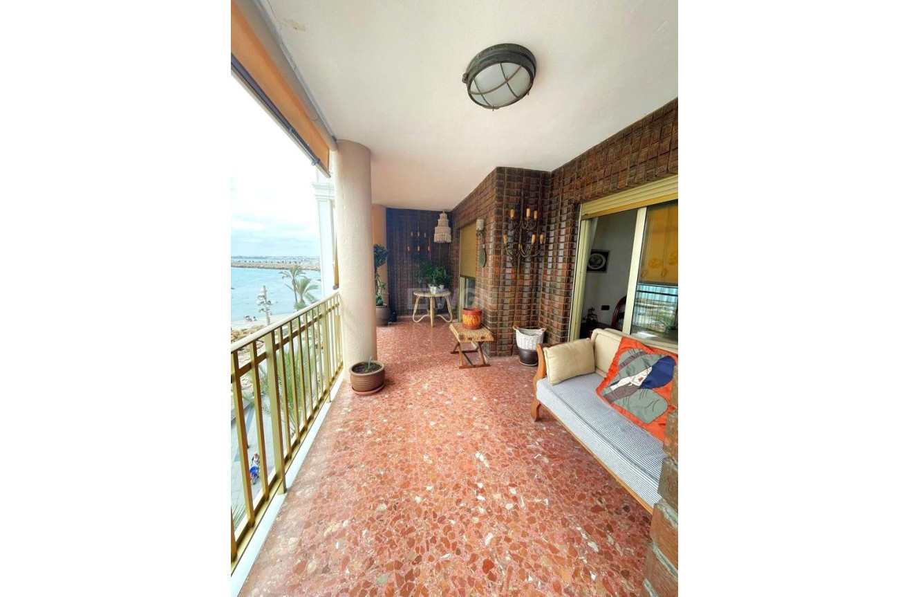 Reventa - Apartamento / piso - Torrevieja - Estacion De Autobuses