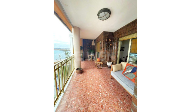 Reventa - Apartamento / piso - Torrevieja - Estacion De Autobuses