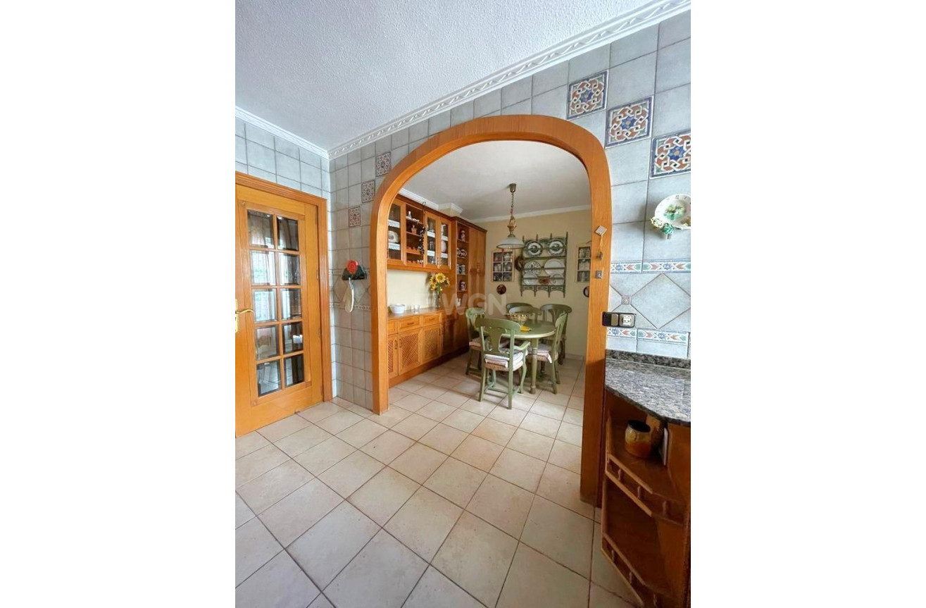 Reventa - Apartamento / piso - Torrevieja - Estacion De Autobuses