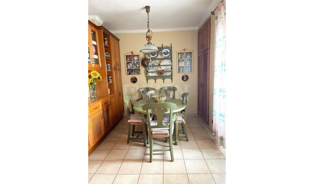 Reventa - Apartamento / piso - Torrevieja - Estacion De Autobuses