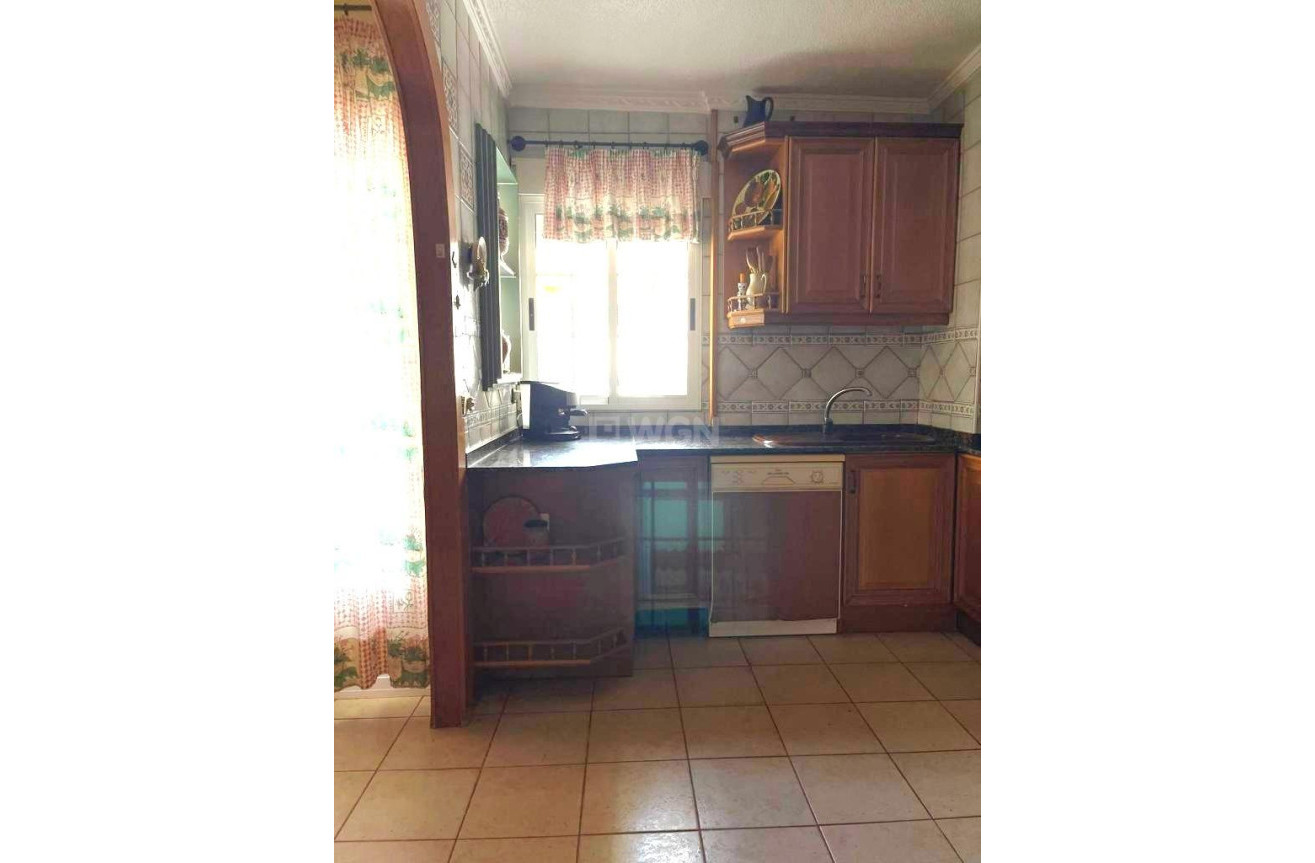 Reventa - Apartamento / piso - Torrevieja - Estacion De Autobuses