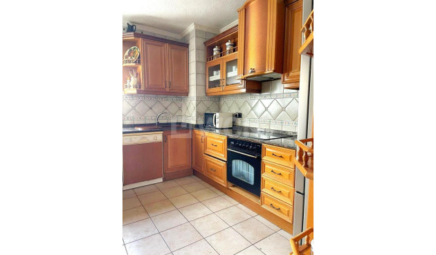 Reventa - Apartamento / piso - Torrevieja - Estacion De Autobuses