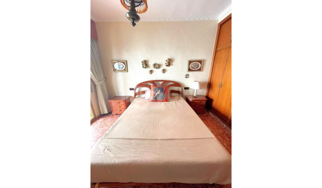 Reventa - Apartamento / piso - Torrevieja - Estacion De Autobuses