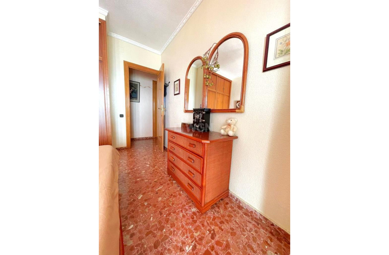 Reventa - Apartamento / piso - Torrevieja - Estacion De Autobuses