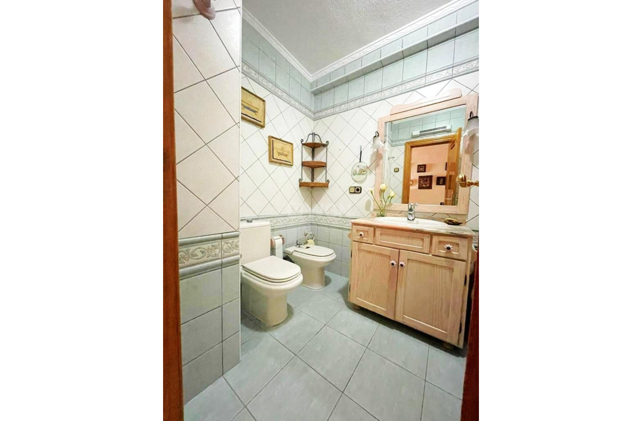 Reventa - Apartamento / piso - Torrevieja - Estacion De Autobuses