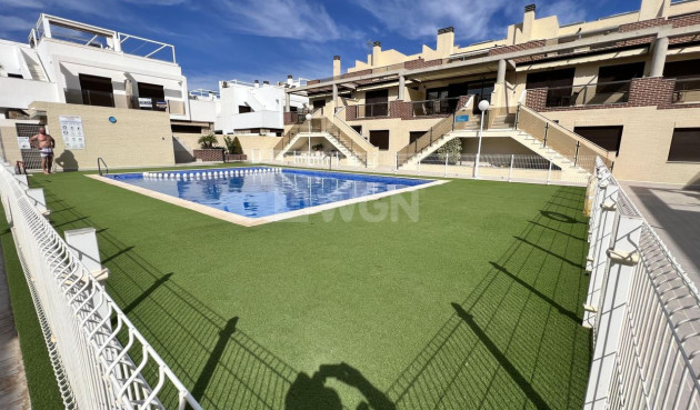 Odsprzedaż - Kamienica - Cabo Roig - Costa Blanca