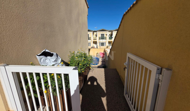 Odsprzedaż - Villa - Orihuela Costa - Villamartín-las Filipinas