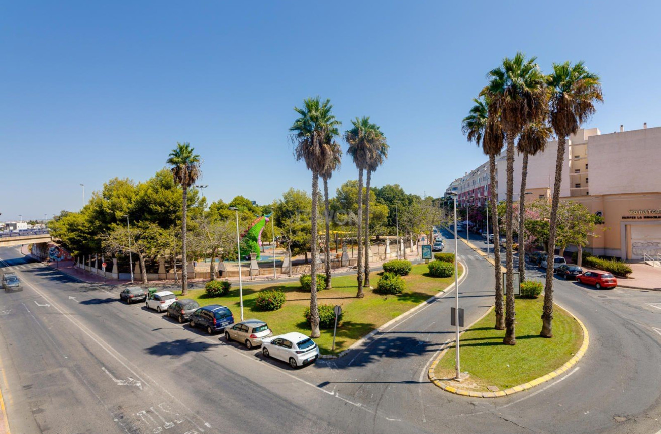 Odsprzedaż - Daszek - Torrevieja - Centro