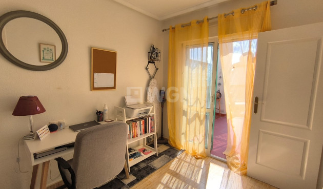 Odsprzedaż - Villa - El Raso - Costa Blanca