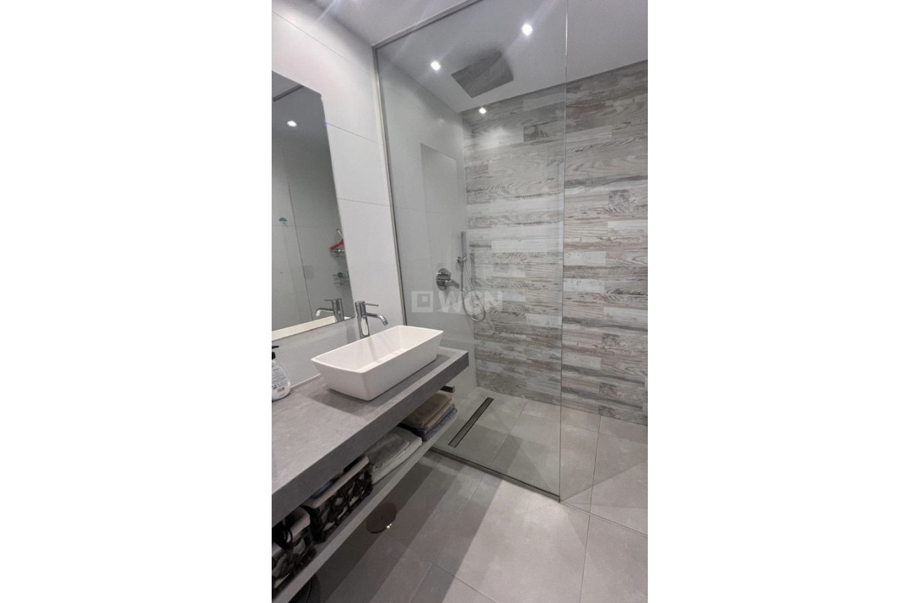 Odsprzedaż - Daszek - Guardamar del Segura - El Raso