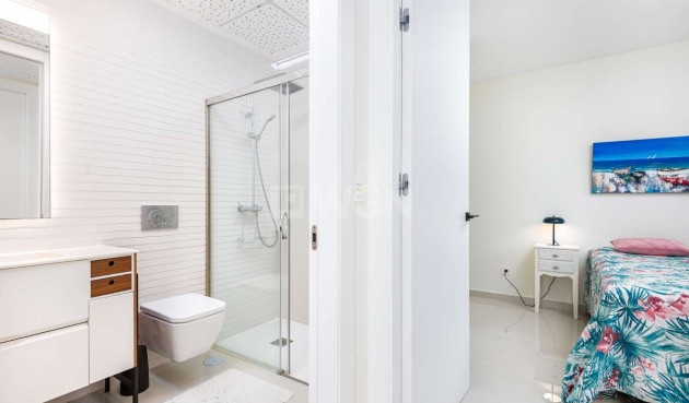 Odsprzedaż - Mieszkanie w bloku - Torre de la Horadada - Costa Blanca