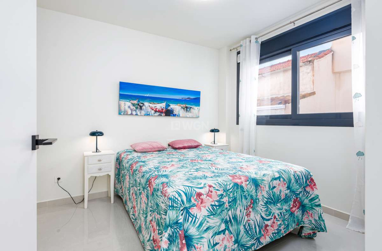 Odsprzedaż - Mieszkanie w bloku - Torre de la Horadada - Costa Blanca