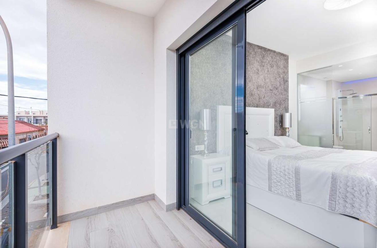 Odsprzedaż - Mieszkanie w bloku - Torre de la Horadada - Costa Blanca