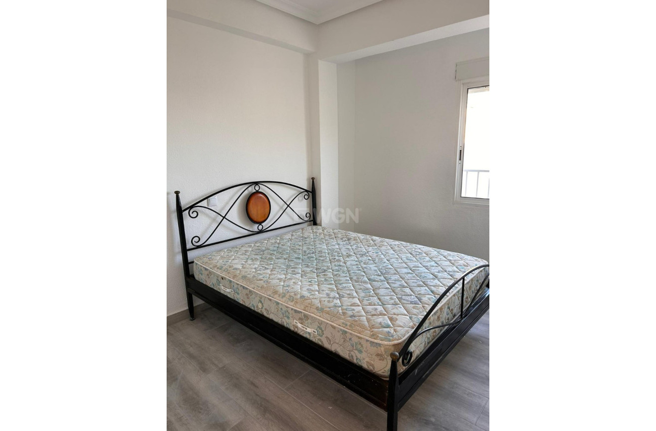 Odsprzedaż - Mieszkanie w bloku - Pilar de la Horadada - Costa Blanca