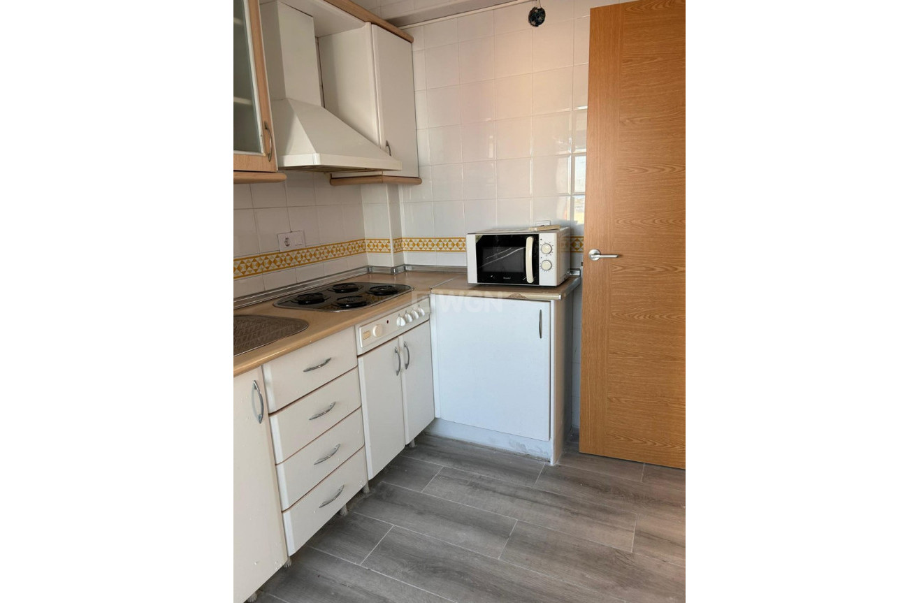 Odsprzedaż - Mieszkanie w bloku - Pilar de la Horadada - Costa Blanca