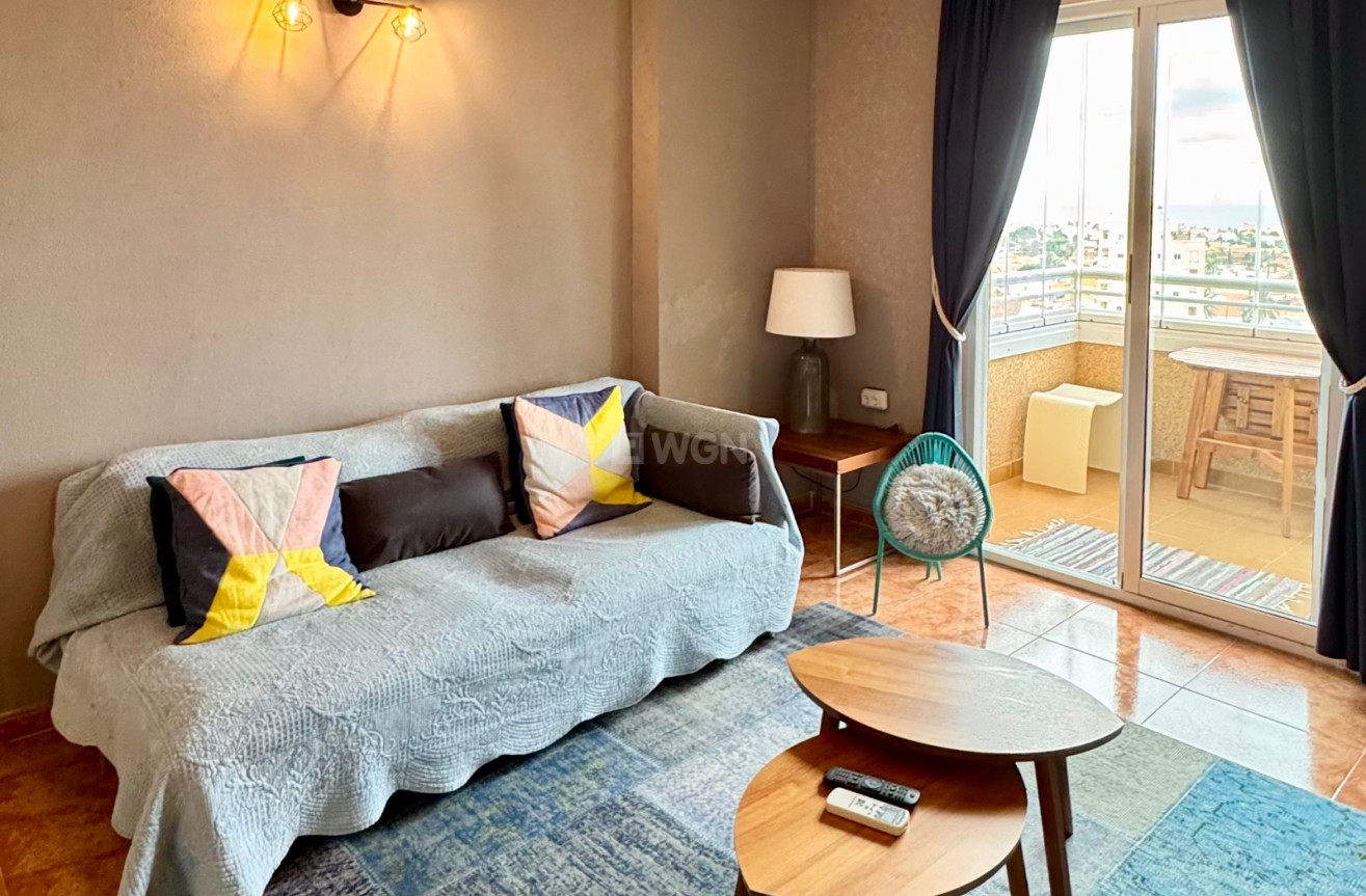 Resale - Apartment / flat - Torrevieja - Costa Blanca