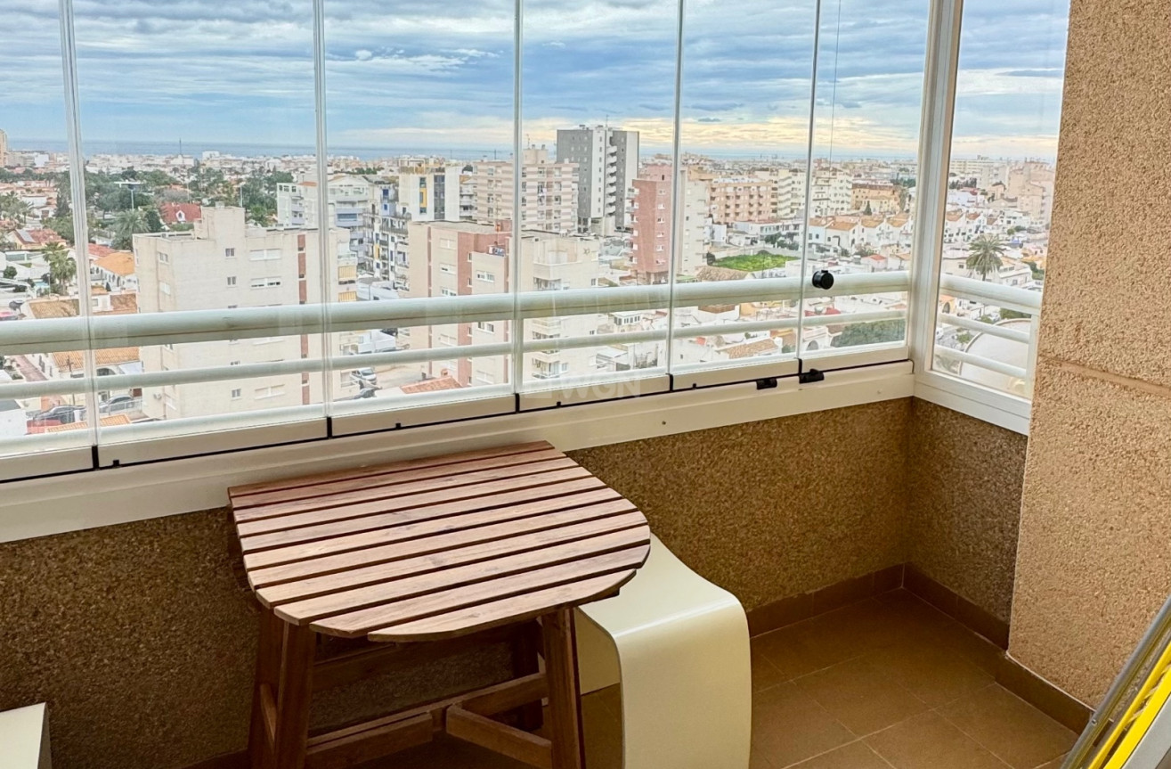 Resale - Apartment / flat - Torrevieja - Costa Blanca