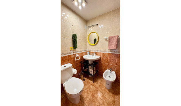 Resale - Apartment / flat - Torrevieja - Costa Blanca