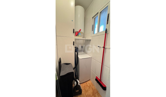 Resale - Apartment / flat - Torrevieja - Costa Blanca
