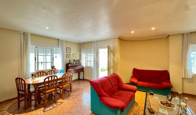 Odsprzedaż - Villa - Torrevieja - Costa Blanca