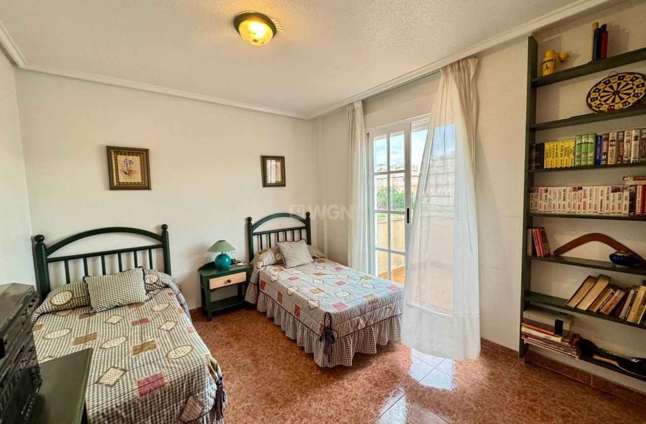 Odsprzedaż - Villa - Torrevieja - Costa Blanca